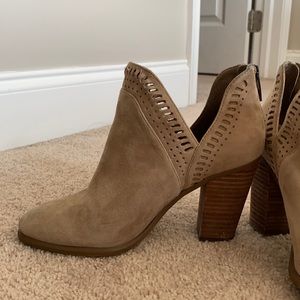 Vince Camuto Fileana Split Shaft Bootie